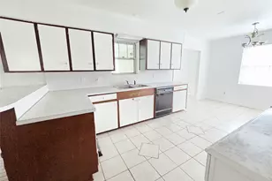 9754 Ebb St, Houston, TX 77089 - Photo 10