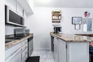 6300 Seawall Blvd, Galveston, TX 77551 - Photo 4