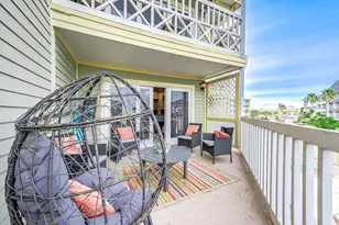 6300 Seawall Blvd, Galveston, TX 77551 - Photo 12