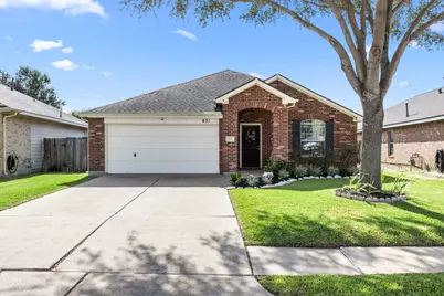 831 Shenandoah Falls Lane, Rosenberg, TX 77469 - Photo 1