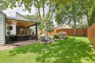 7114 Willow Bridge Cir, Houston, TX 77095 - Photo 30