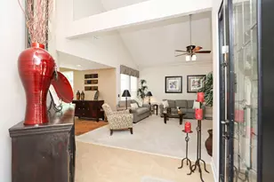 7114 Willow Bridge Cir, Houston, TX 77095 - Photo 4