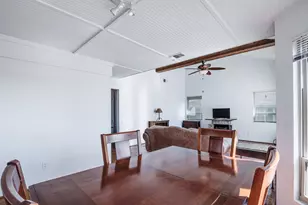 140 Ocean View Dr, Port Bolivar, TX 77650 - Photo 18