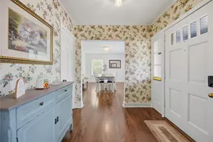 407 W Alamo St, Brenham, TX 77833 - Photo 4