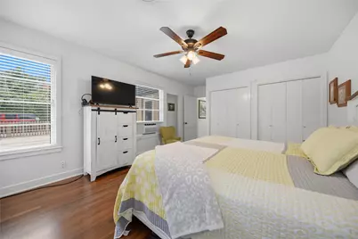 407 W Alamo Street, Brenham, TX 77833 - Photo 22