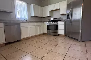2121 Avenue K, Galveston, TX 77550 - Photo 10