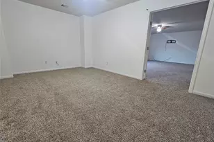 9938 Swallow Dr, Conroe, TX 77385 - Photo 10