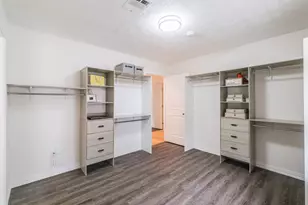 10328 Shadow Oaks Dr, Houston, TX 77043 - Photo 22