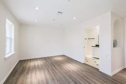 10328 Shadow Oaks Drive, Houston, TX 77043 - Photo 22