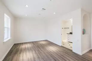 10328 Shadow Oaks Dr, Houston, TX 77043 - Photo 22