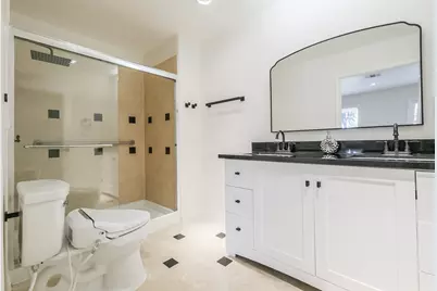 10328 Shadow Oaks Drive, Houston, TX 77043 - Photo 26