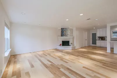 10328 Shadow Oaks Drive, Houston, TX 77043 - Photo 8