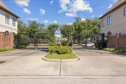 6310 Hermann Lake Drive, Houston, TX 77021 - Photo 8