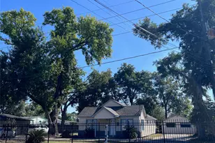 5721 Breen Dr, Houston, TX 77086 - Photo 2