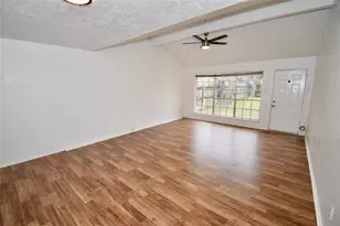19539 Lazy Valley Dr, Katy, TX 77449 - Photo 4