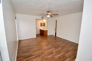 19539 Lazy Valley Dr, Katy, TX 77449 - Photo 8