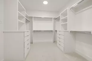 1636 Castle Ct, Houston, TX 77006 - Photo 32