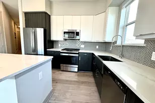 401 W 25th St St, Houston, TX 77008 - Photo 4