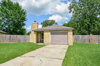 8607 Crystal Cove Circle, Houston, TX 77044 - Photo 2