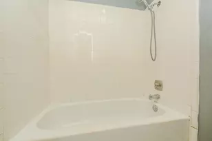 8607 Crystal Cove Cir, Houston, TX 77044 - Photo 12