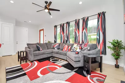5718 Beall Street #C, Houston, TX 77091 - Photo 2