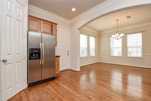 3206 Holly Crossing Dr, Houston, TX 77042 - Photo 16