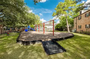 869 Wax Myrtle Ln, Houston, TX 77079 - Photo 6