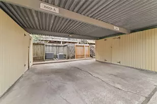 869 Wax Myrtle Ln, Houston, TX 77079 - Photo 26