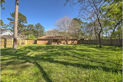 125 County Road 4010, Dayton, TX 77535 - Photo 32