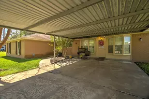 125 Co Rd 4010, Dayton, TX 77535 - Photo 36