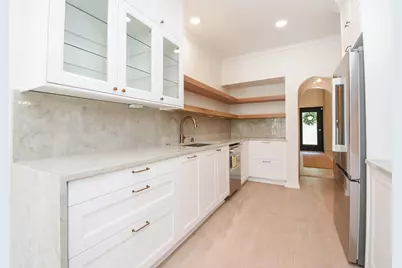 9342 Briar Forest Drive, Houston, TX 77063 - Photo 22