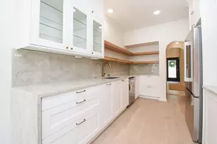 9342 Briar Forest Dr, Houston, TX 77063 - Photo 22