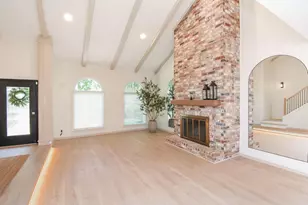9342 Briar Forest Dr, Houston, TX 77063 - Photo 6