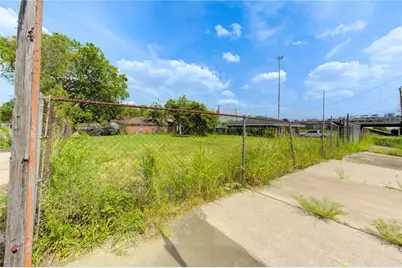 5514 Jensen Drive, Houston, TX 77026 - Photo 8