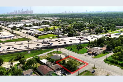 5514 Jensen Drive, Houston, TX 77026 - Photo 2