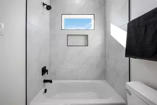 7221 Sandra St, Houston, TX 77028 - Photo 30