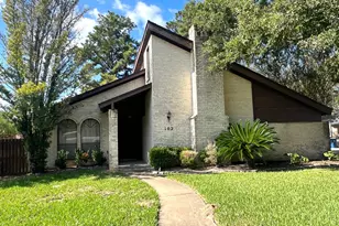 102 Briar Ridge Dr, Bellville, TX 77418 - Photo 1
