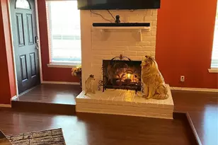 7821 Bateman Ln, Houston, TX 77088 - Photo 2