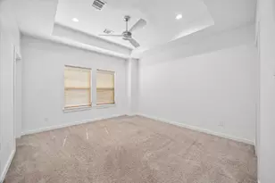 5710 Elysian St, Houston, TX 77009 - Photo 10