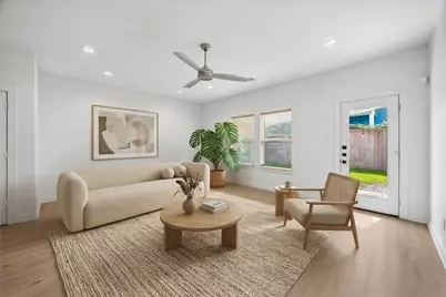 5710 Elysian Street, Houston, TX 77009 - Photo 2