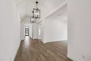 18431 Chameleon Ct, Conroe, TX 77302 - Photo 4