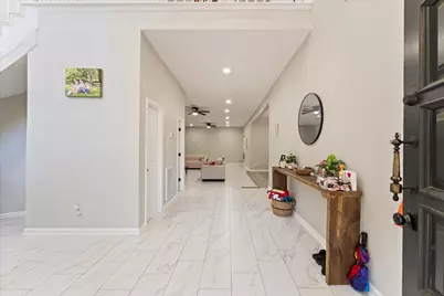 48 Bayou Pointe Drive, Houston, TX 77063 - Photo 8