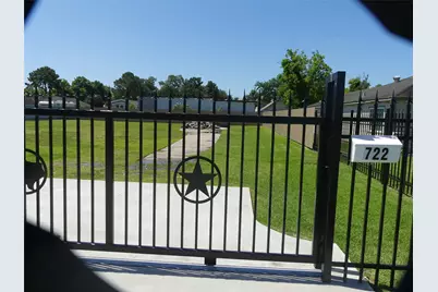 802 Candler Drive, Houston, TX 77037 - Photo 22