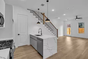 1504 Griffin St, Houston, TX 77009 - Photo 4