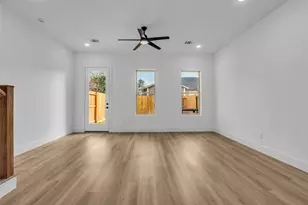 1504 Griffin St, Houston, TX 77009 - Photo 18