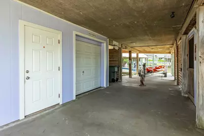 22127 Zapata Drive, Galveston, TX 77554 - Photo 16