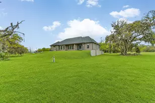 250 Pony Trail, Angleton, TX 77515 - Photo 32