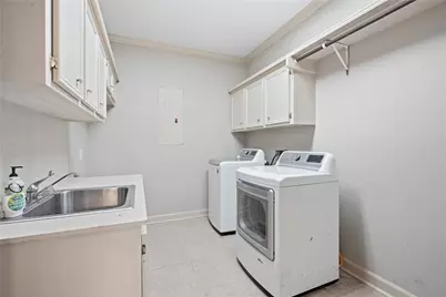 708 Bayou Crest Circle, Dickinson, TX 77539 - Photo 10