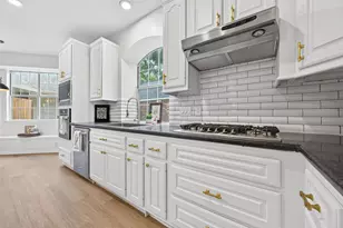 12514 Leytonstone St, Tomball, TX 77377 - Photo 14