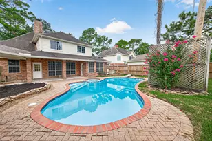 12514 Leytonstone St, Tomball, TX 77377 - Photo 2